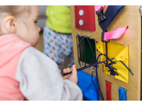 Бизиборд-домик «Занятный Дом» 60x40x40 см, развивающая доска для детей от 8 месяцев до 5 лет, ChiDe